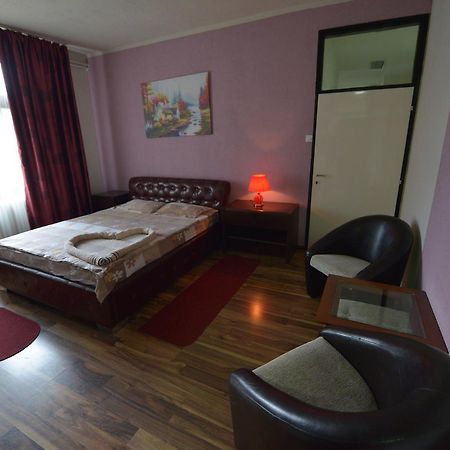 Guesthouse Duga Belgrade Extérieur photo